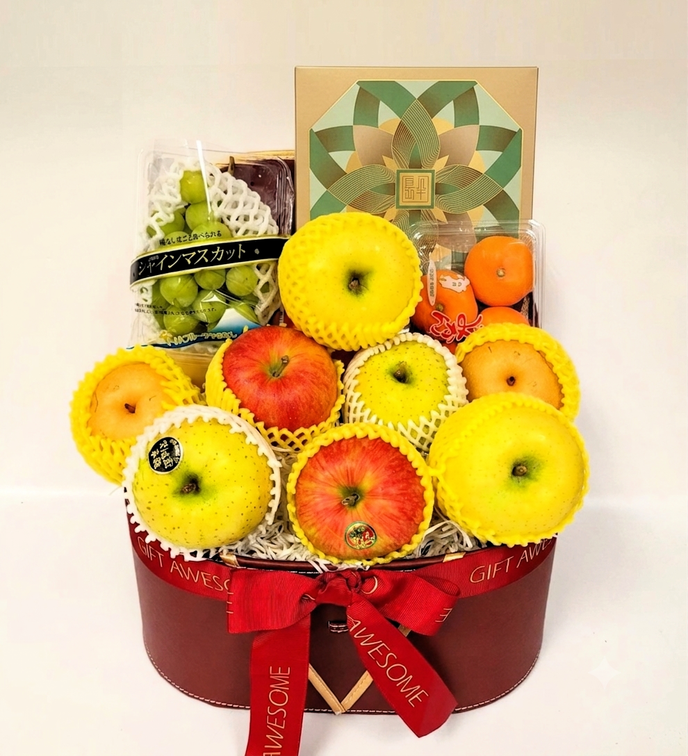 Mid Autumn Deluxe Japanese & Korean Fruit Hamper with The Peninsula Mooncakes