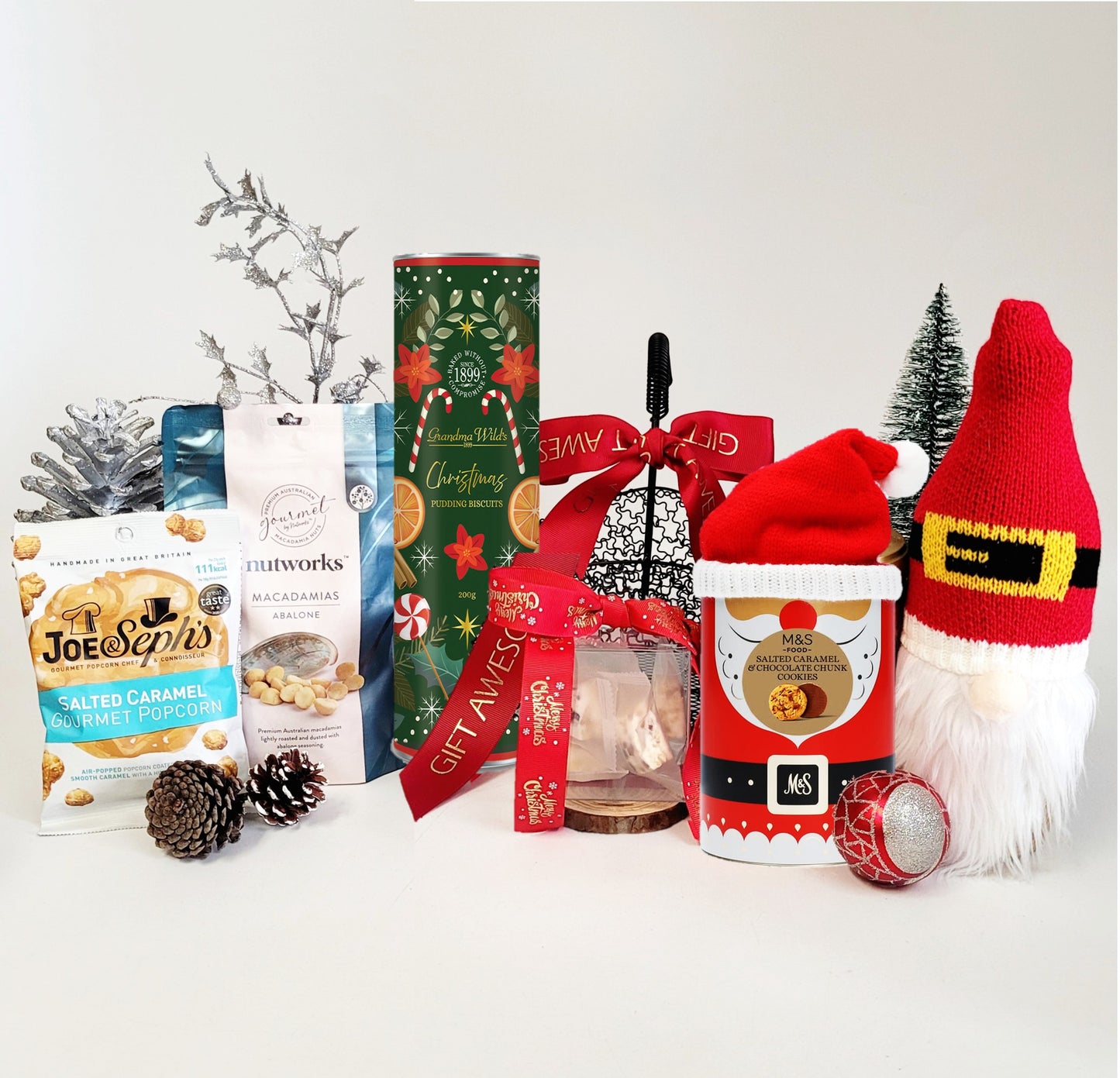 Merry Christmas Gift Basket with Juice