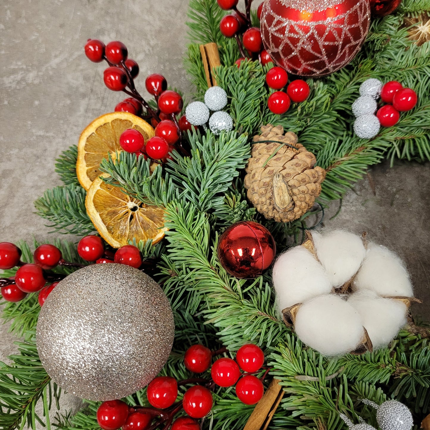 Christmas Nobel Wreath with Dried Fruits