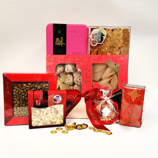 Rose Gold Festive Hamper with Tea