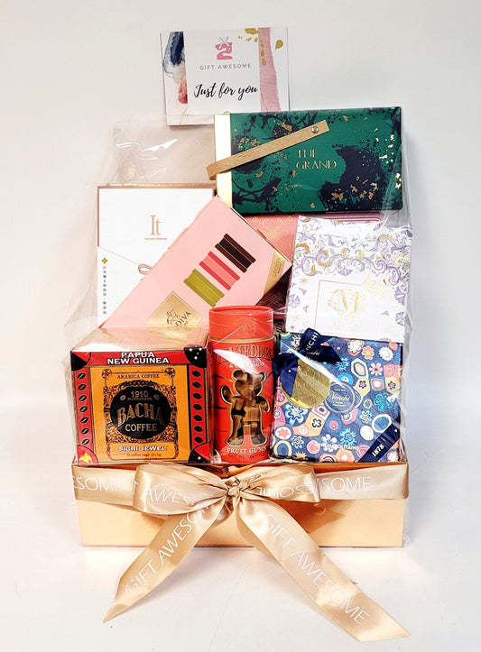 Premium Gourmet Hamper Set