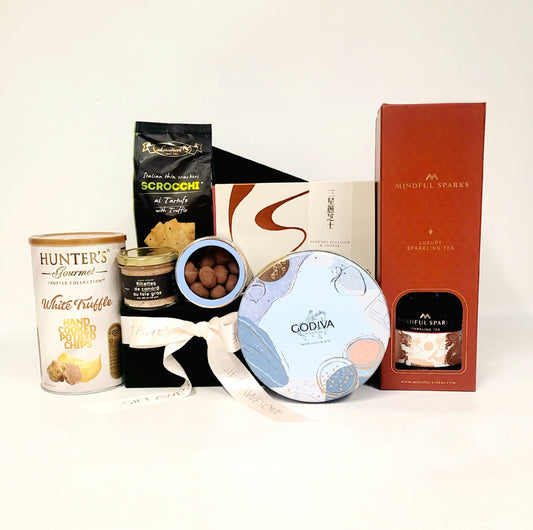 Delicious Gourmet Hamper Set with Tea