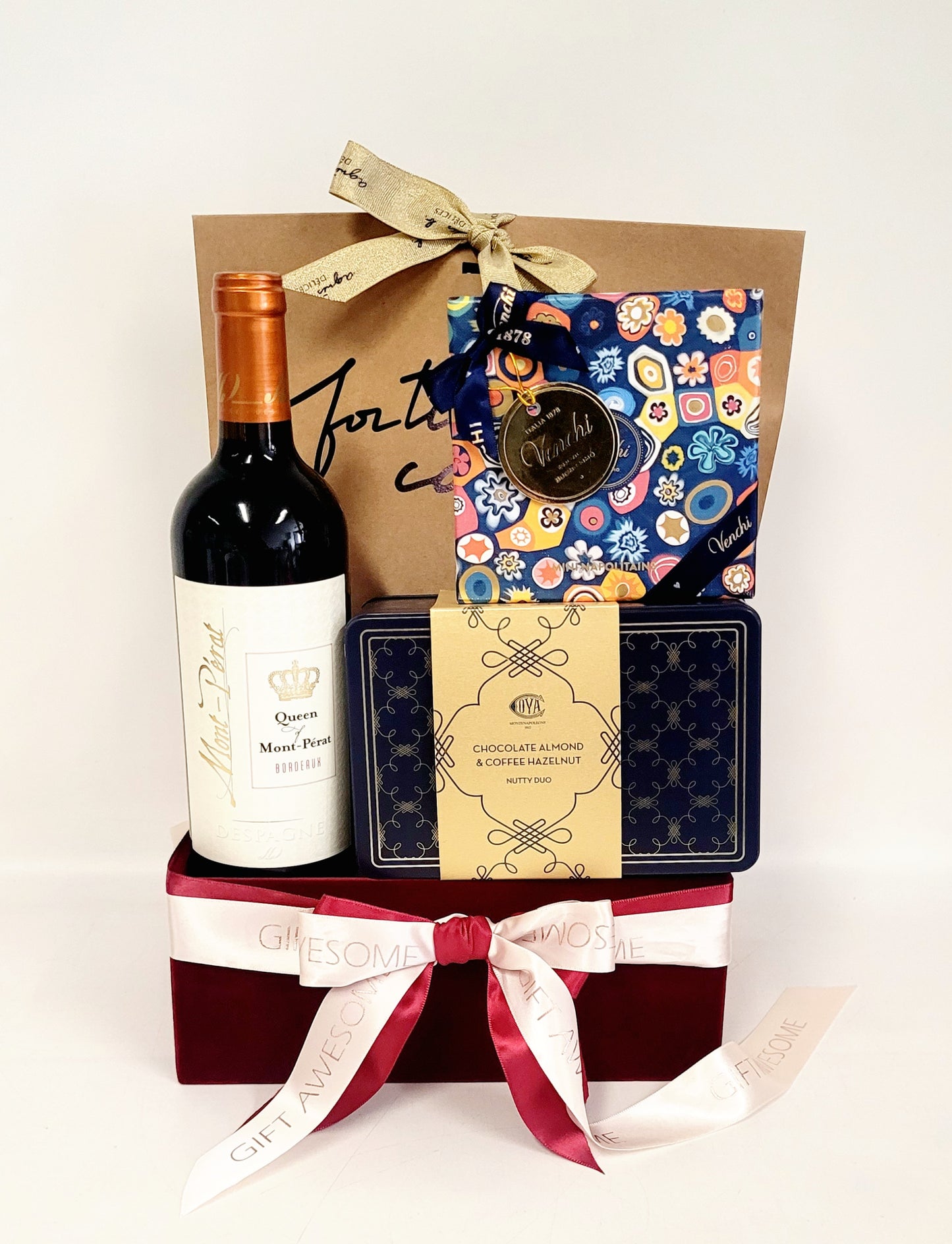 Wonderful Gourmet Hamper Set with Red Wine