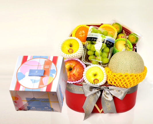 Classic Fruit Hamper with Ritz Carlton Mooncakes