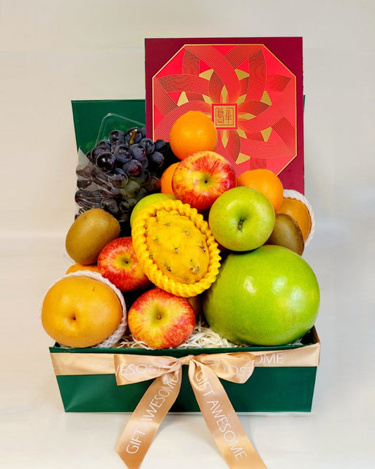 Green Delights Fruit Hamper with The Peninsula Mooncakes