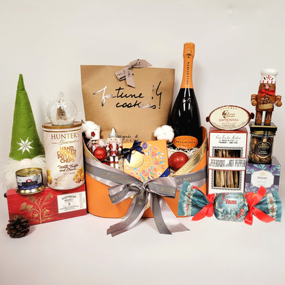 Deluxe Christmas Hamper with Wine