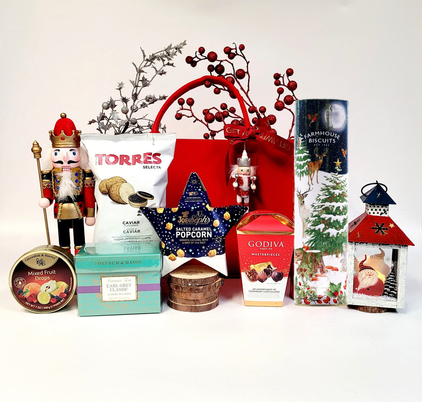 紅色聖誕禮物籃