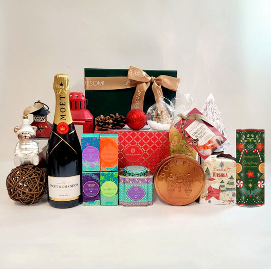 Festive Christmas Gift Hamper with Champagne